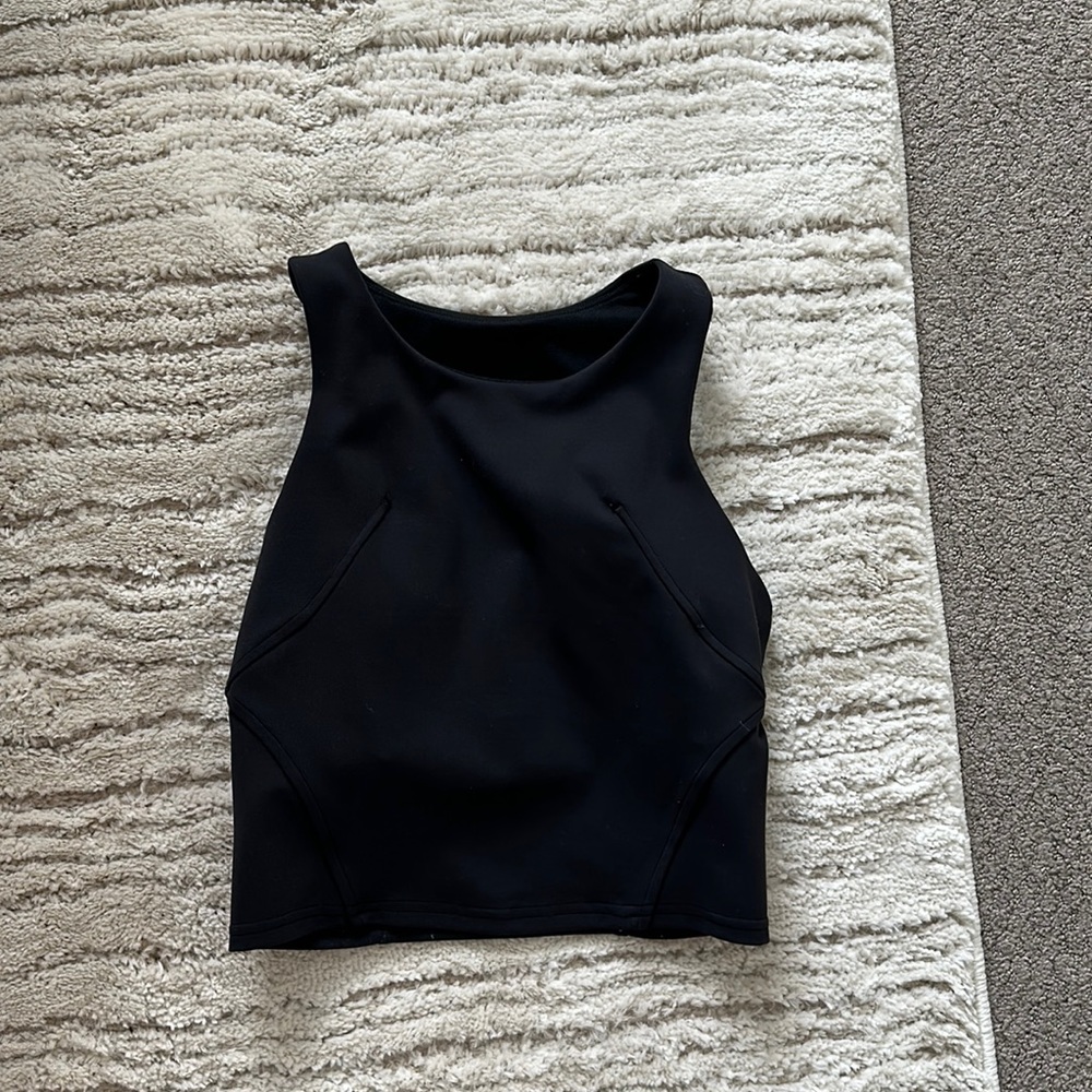 COPY - lululemon size 4 wunder train black racer back tank top